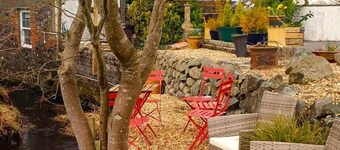 ริเวอร์ไซด์ คอทเทจ แอท ลอกวูด มิลล์