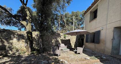 Apartment with private courtyard - Between Uzès & Nîmes