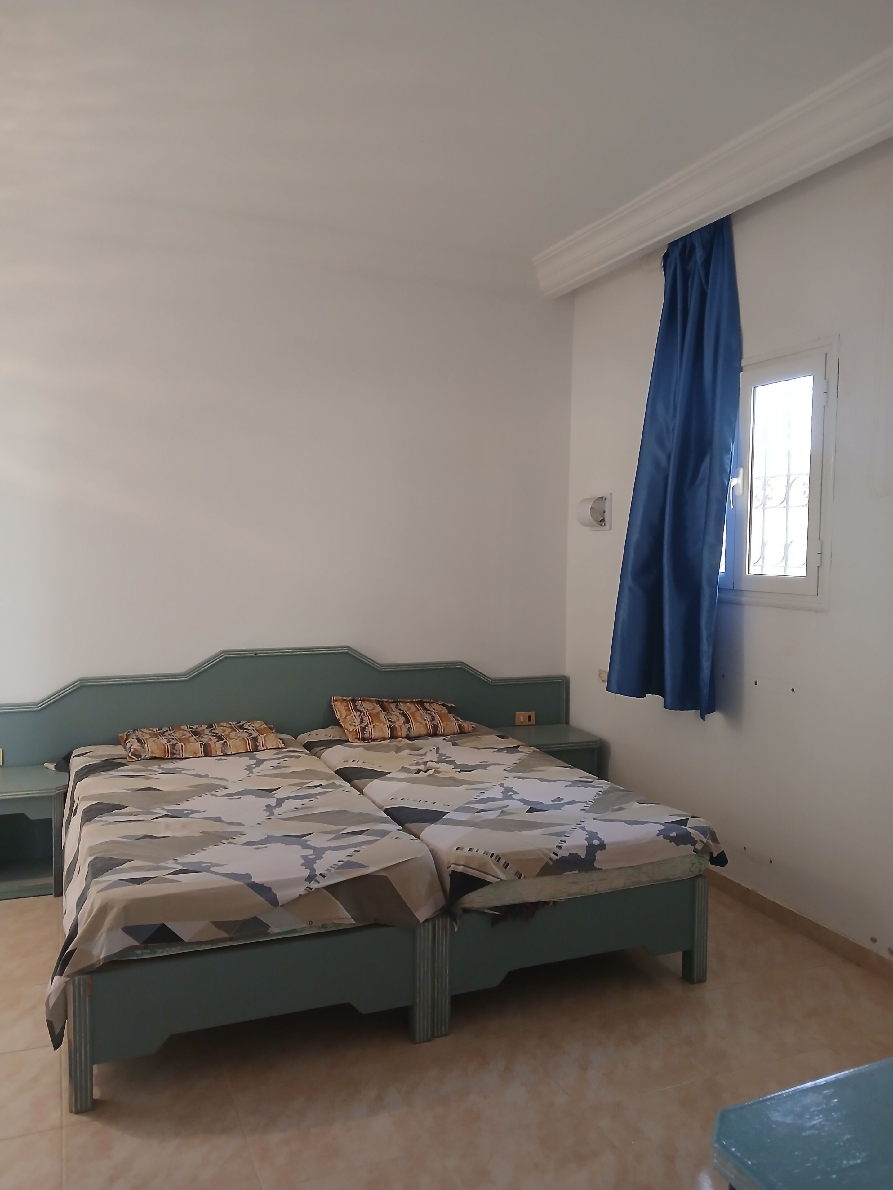 5 quartos, ferros/tábuas de passar roupa, Wi-Fi (sobretaxa)