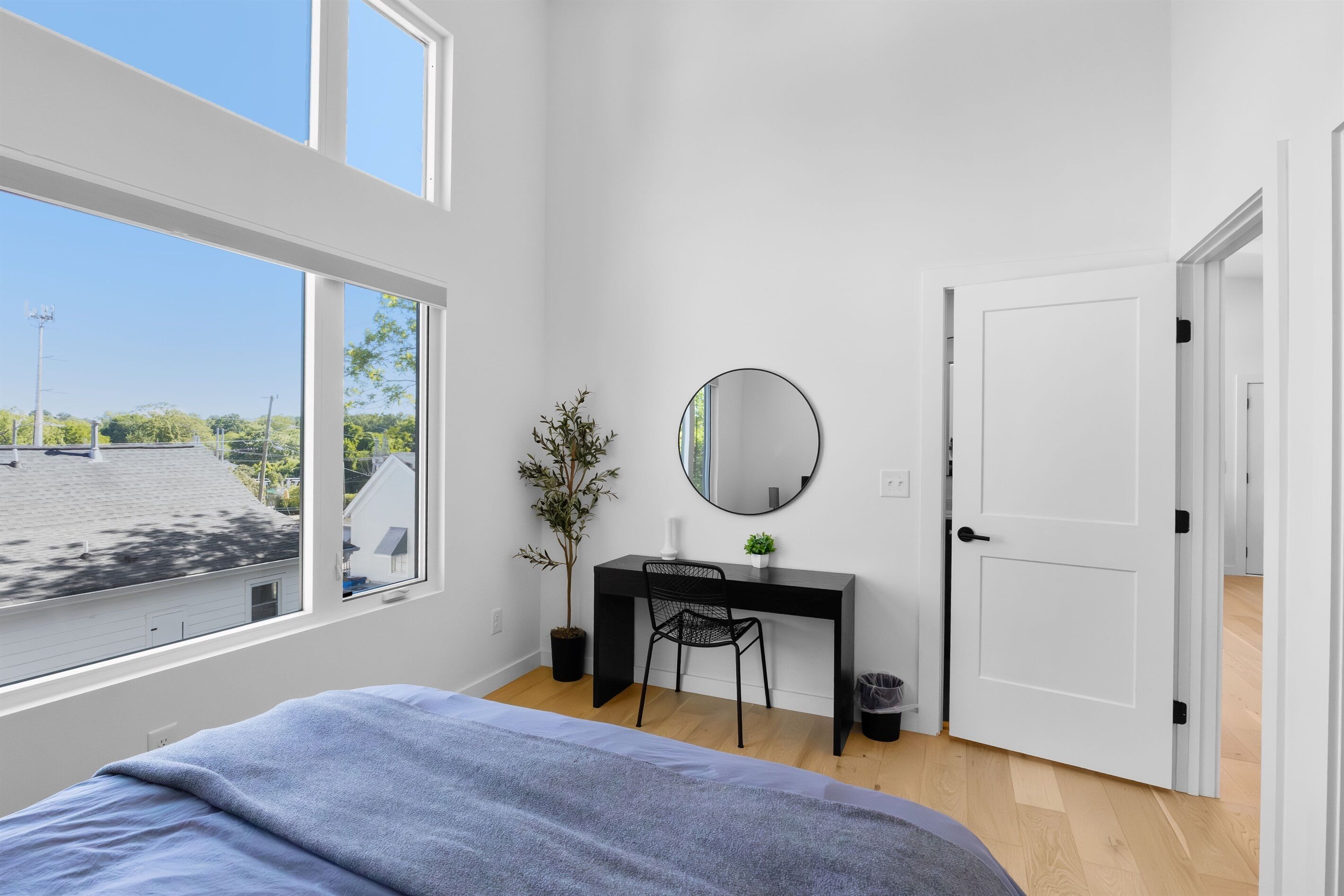 2 bedrooms, desk, iron/ironing board, free WiFi