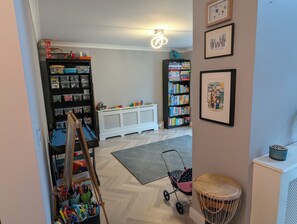 Spielezimmer