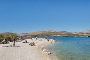 Beach nearby - Apartment Desiree, only 100 m  from the beach (Arbanija)