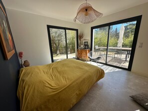 3 chambres, fer et planche Ă repasser, Wi-Fi gratuit, draps fournis