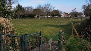 Enceinte de lâhĂ©bergement