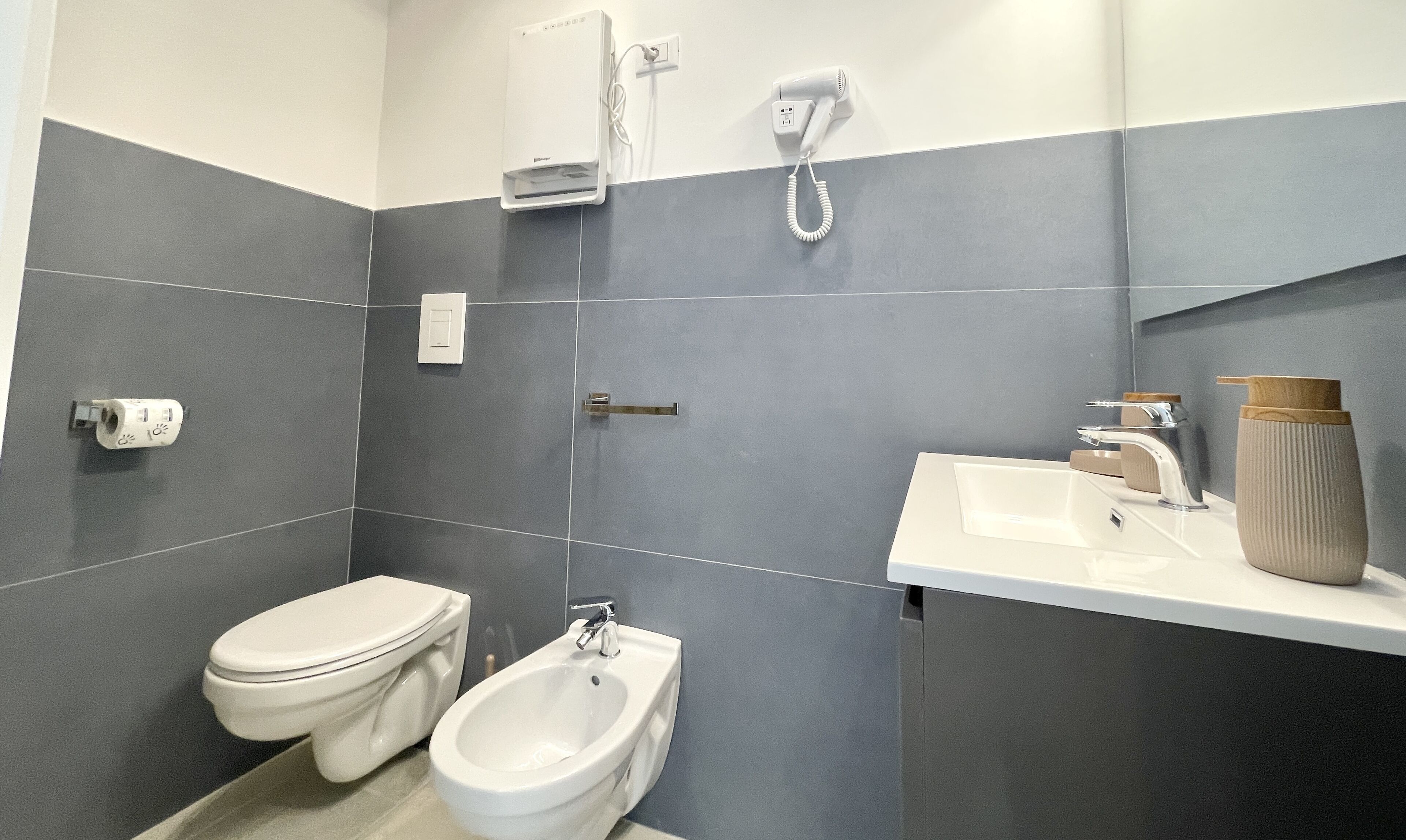Double Room | Bathroom
