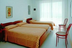 อพาร์ทเมนท์, 1 ห้องนอน, ระเบียง, วิวทะเล | 2 ห้องนอน