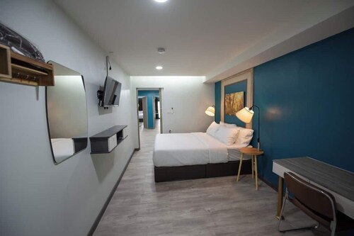 SkyLink Homes Classic Studio - Airport Link Prattunam Station