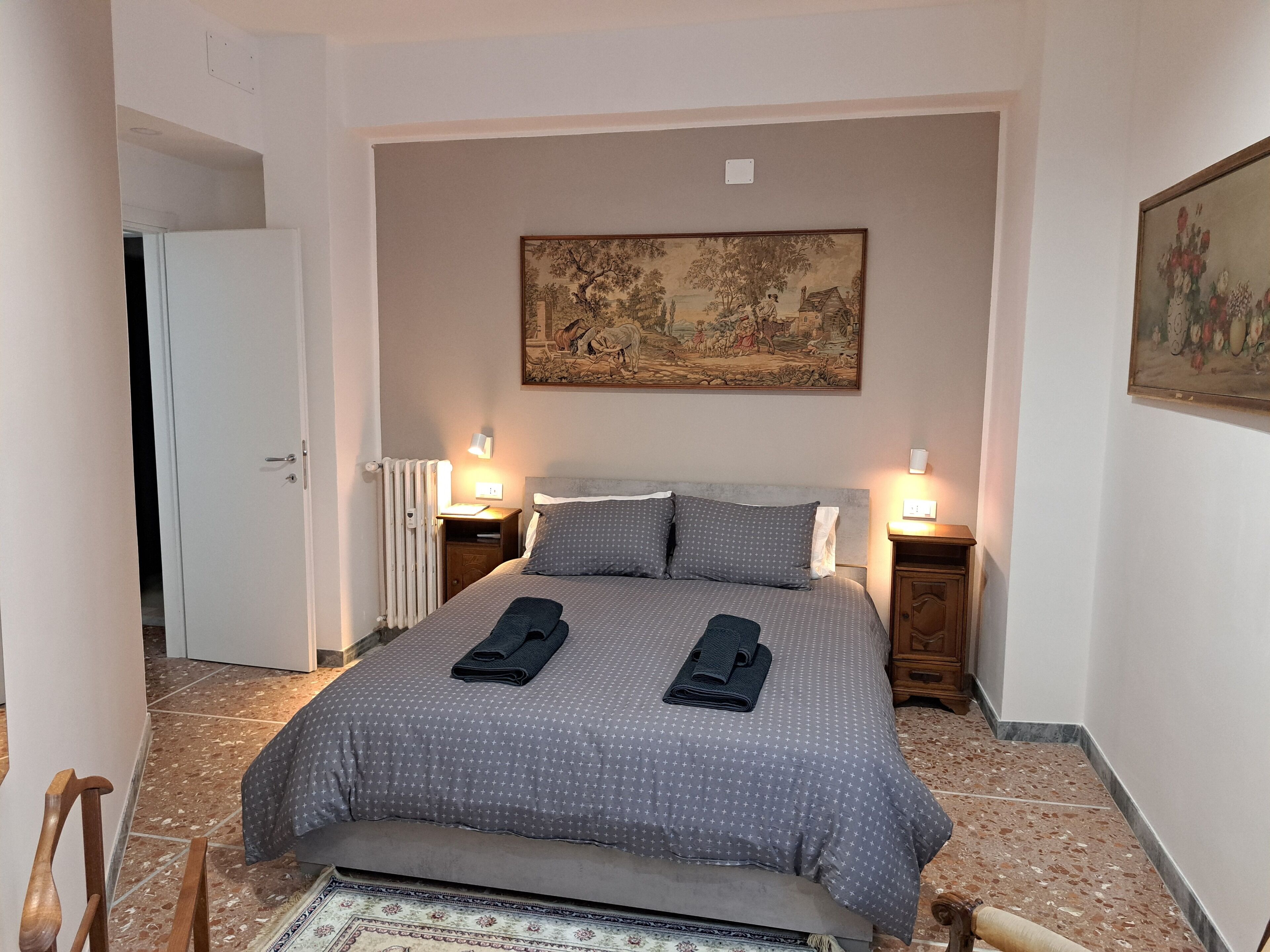 2 bedrooms, travel crib, WiFi, bed sheets