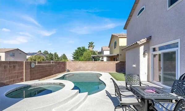4 bedrooms - Vegas 30 Day Pool Spa (Las Vegas)