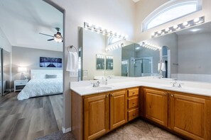 4 bedrooms - Vegas 30 Day Pool Spa (Las Vegas)