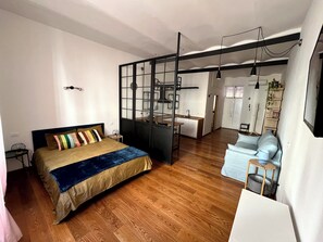 1 sovrum, värdeförvaringsskåp på rummet och strykjärn/strykbräda