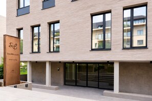 Exterior - Stay at Brussels (Brussels)