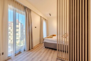 Comfort Double Room, City View | Desk, laptop workspace, free WiFi