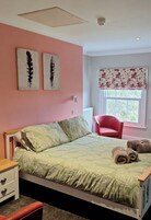 Room, 1 Bedroom, Accessible, Smoking | 1 bedroom