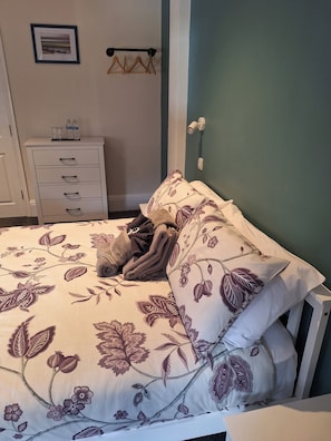 1 bedroom - Room-comfortable Spacious Double Ensuite (Cranleigh)