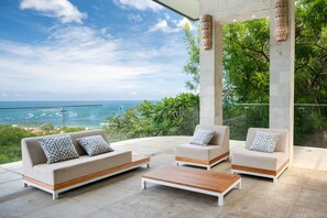 15 bedrooms - Luxury Villa: Hot Tub: Ocean Views: Fully Staffed (Tamarindo)