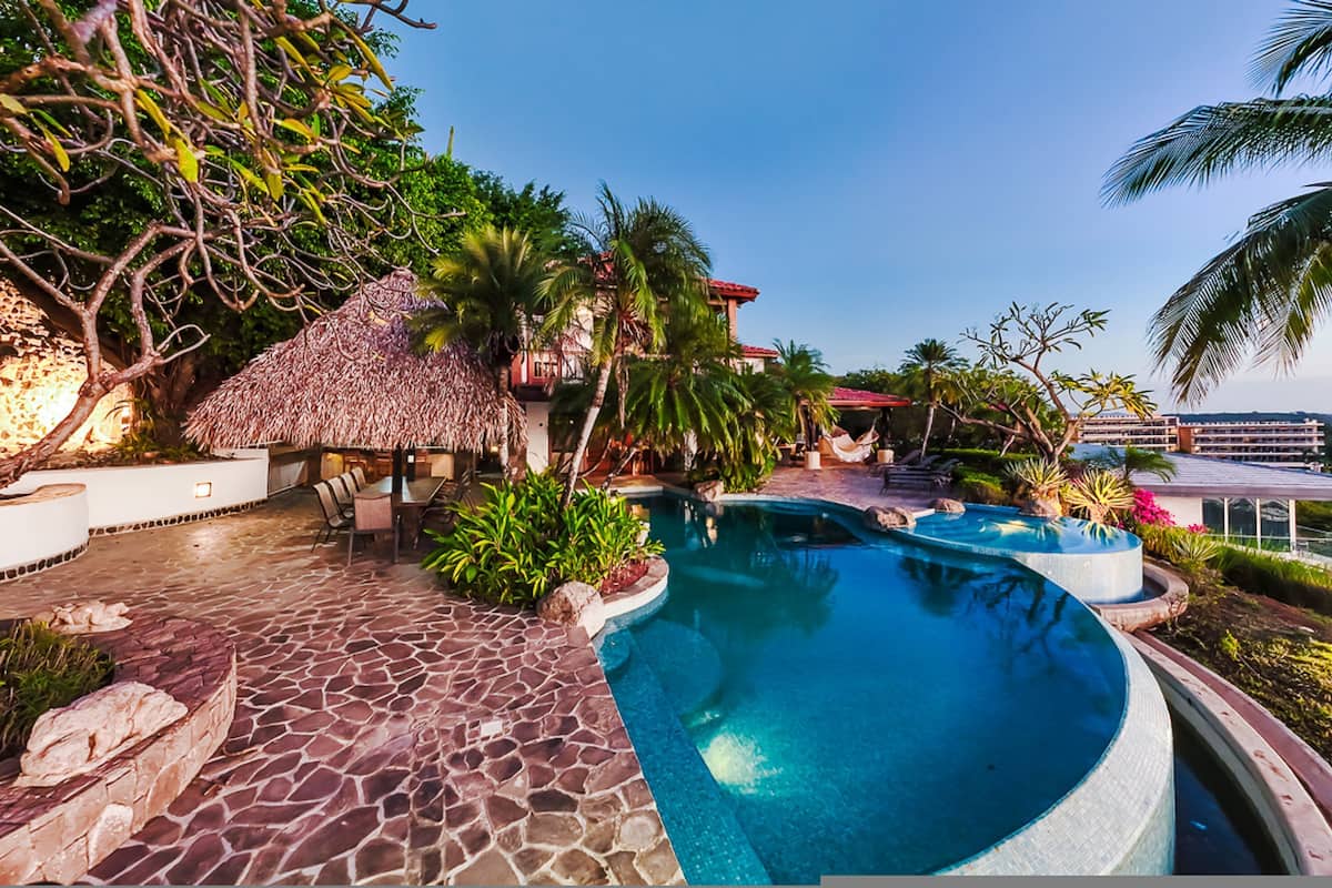 Villa | 15 camere
