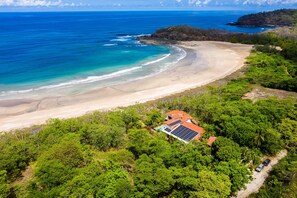 5 bedrooms - Luxury Beachfront 5 Bedroom Villa on Famous Beach (Cabo Velas)