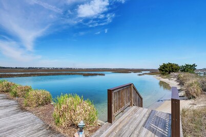Cordgrass Oasis | Pool, Waterfront Views, Tennis, Kayak Launch