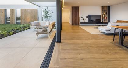 Blissfully Alentejo by Cadenzalux