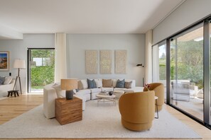 Villa - Cascais Contemporary Villa by Cadenzalux (Cascais)