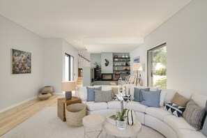 House | 5 bedrooms - Cascais Contemporary Villa by Cadenzalux (Cascais)
