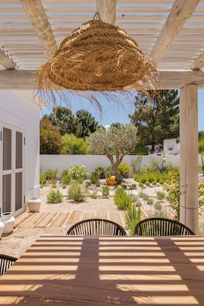 Villa, Smoking