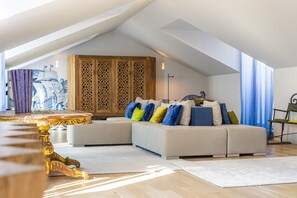 Apartment, Smoking | 3 bedrooms - Chiado Rooftop Apartment by Cadenzalux (Lisbon)