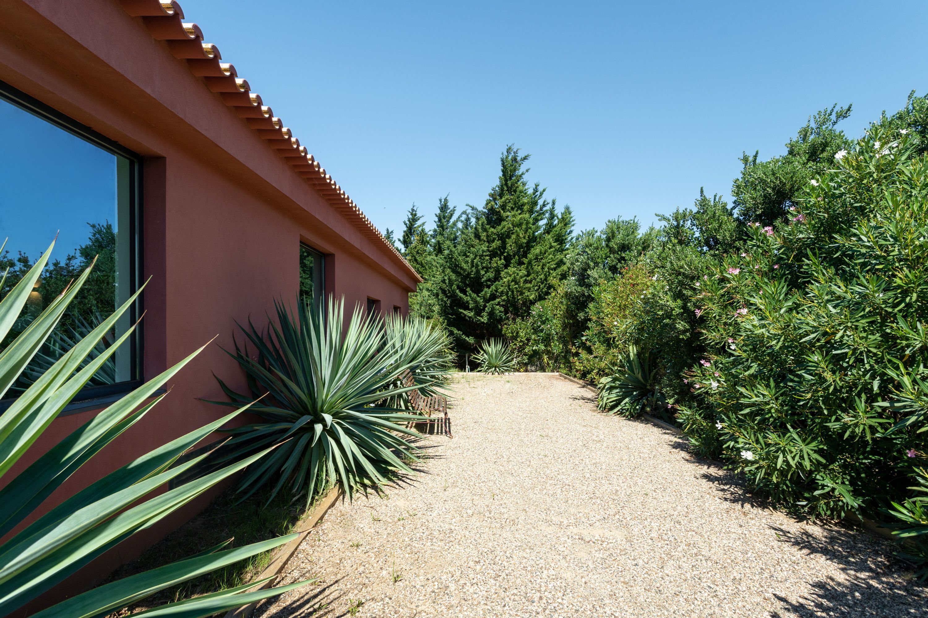 Photo - Garden Seaside Villa by CadenzaLux