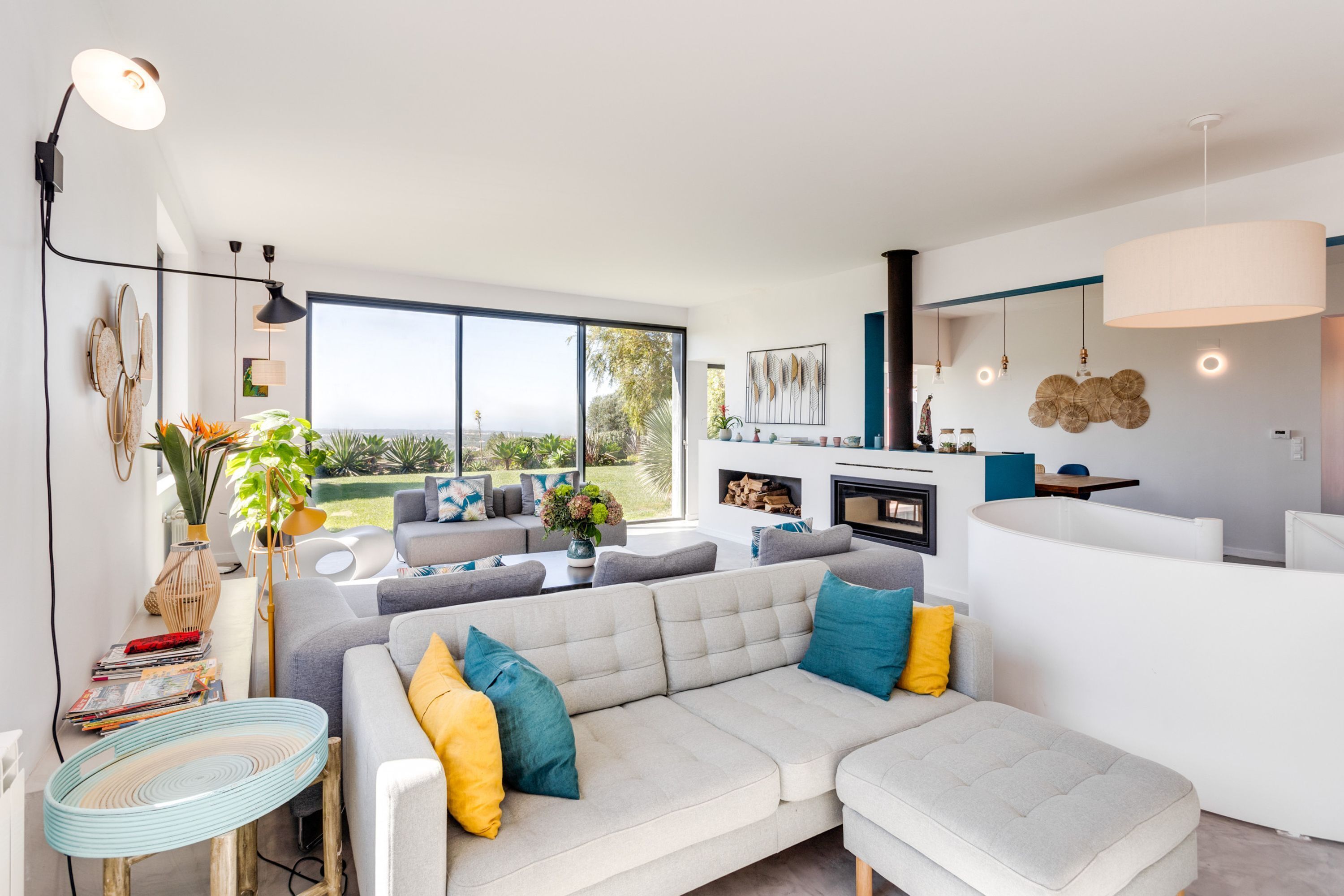 Photo - Garden Seaside Villa by CadenzaLux