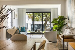 Apartment | 4 bedrooms - Restelo Boutique Retreat by Cadenzalux (Lisbon)