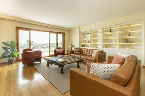 3 bedrooms