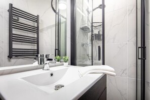Apartment, Multiple Beds | Bathroom - Dessewffy Premium Apartment (Budapest)