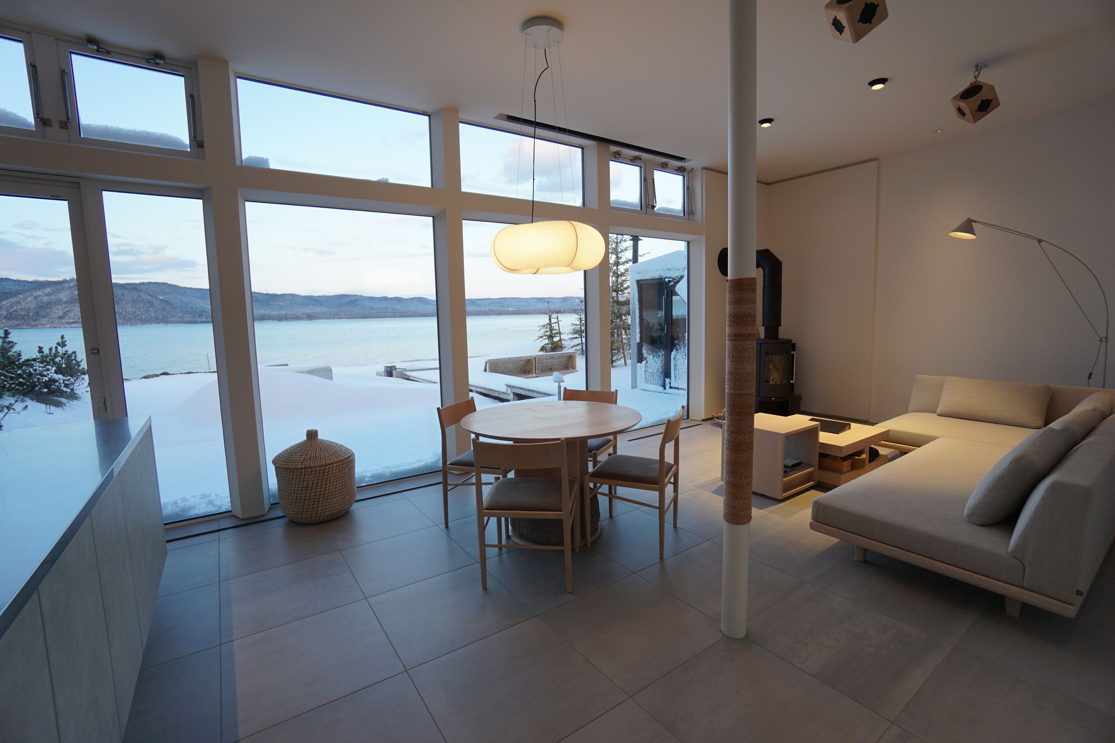 Standard Villa, Lakeside