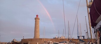 Large 3-cabin sailboat for a unique experience!