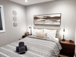 2 slaapkamers, een strijkplank/strijkijzer, wifi, beddengoed