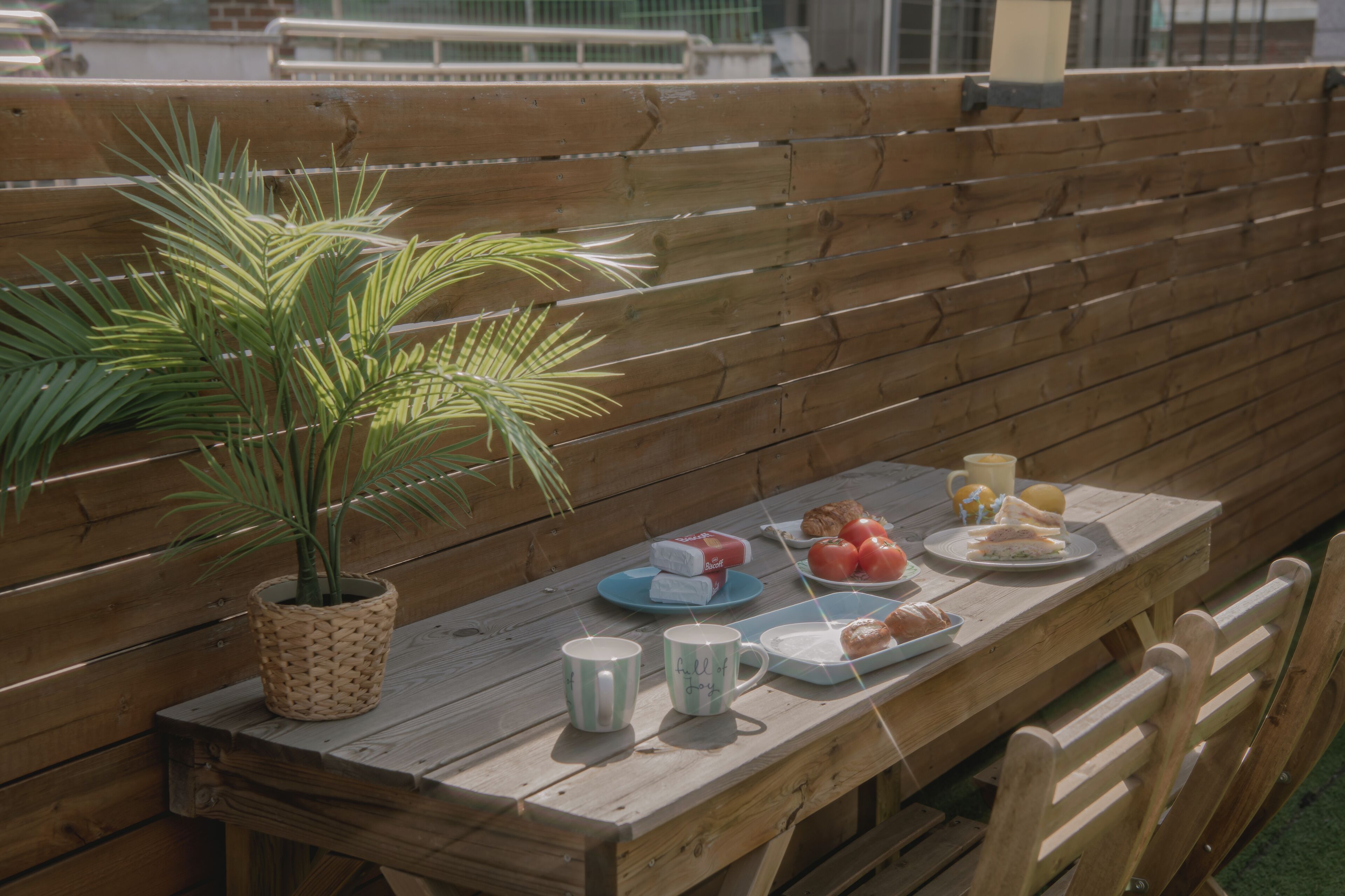 Suite (non-Korean nationals only) | Terrace/patio