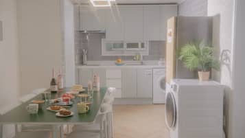 Suite (non-Korean nationals only) | Private kitchen | Fridge, microwave, stovetop, cookware/dishes/utensils