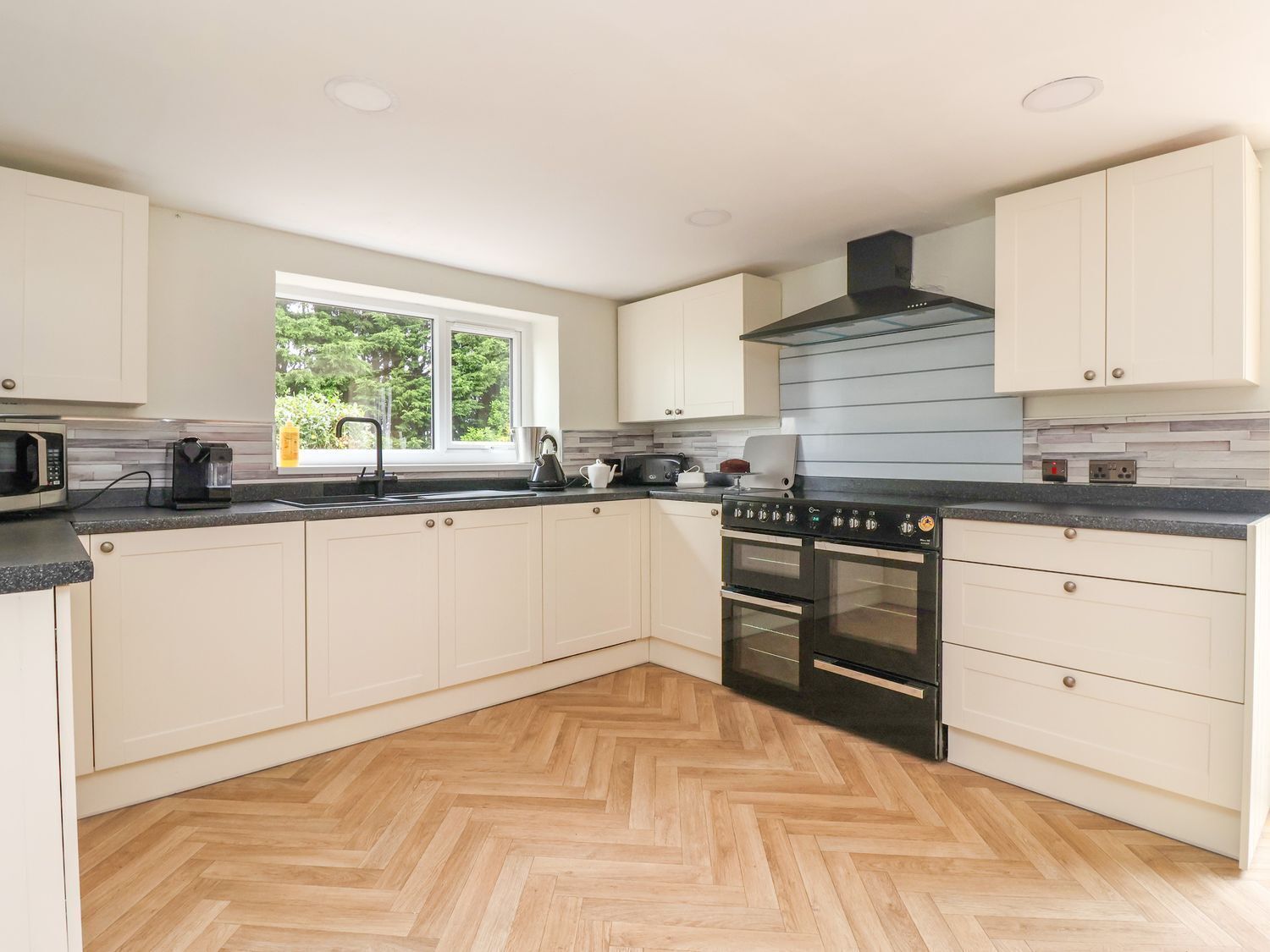 調理器具と食器