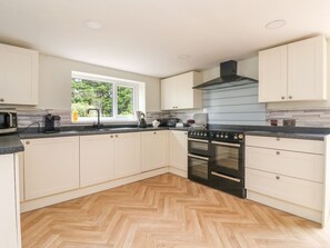 Kochgeschirr/Geschirr/Besteck