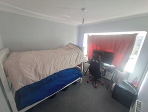 3 chambres, draps fournis, accès pour personnes à mobilité réduite