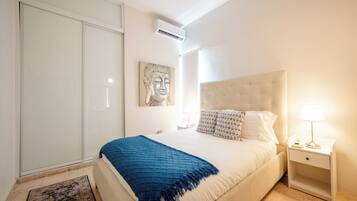 Apartment | Blackout curtains, iron/ironing board, free WiFi