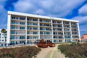 Exterior - Seville 602: Cozy 2-Bedroom Ocean View Condo (South Padre Island)