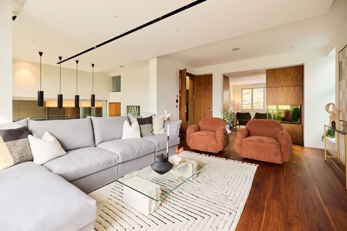 Rumah (5 Bedrooms) | Eksterior