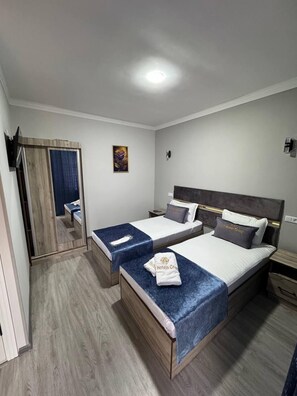 Comfort Double or Twin Room | Free WiFi - Shams Art Hotel (Tashkent)