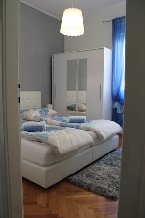 1 quarto, ferros/tábuas de passar roupa, Wi-Fi, roupa de cama