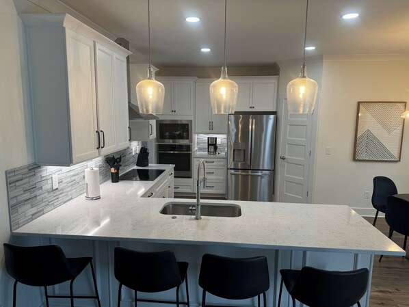 Fridge, microwave, oven, stovetop - Best Day Yet! Spacious 5-bedroom house in Twin Creeks Village (Winchester)