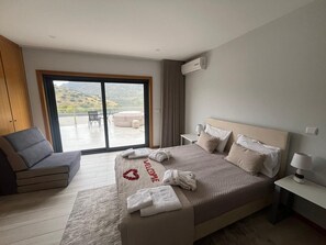 Premium-rum - balkong - utsikt mot floden | Ljudisolering och gratis wi-fi