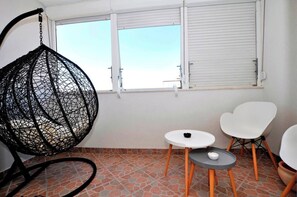Interior - New and Sunny apartment 5min from beach Trstenik (Split)