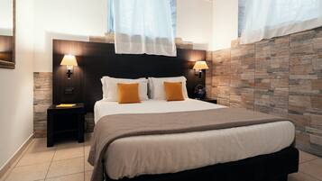 Classic Double Room | Free minibar items, desk, laptop workspace, free WiFi